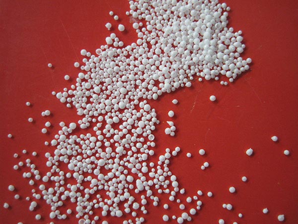 氧化鋁空心球在窯爐內(nèi)壁襯料中的作用